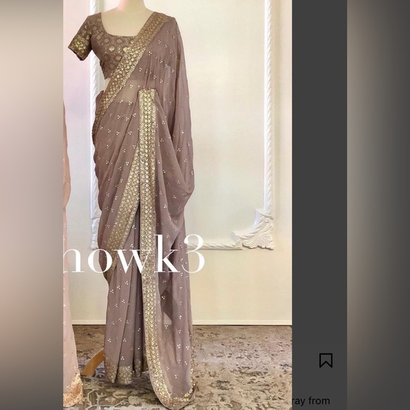 Grey/light brownish saree set - Picture 1 of 8